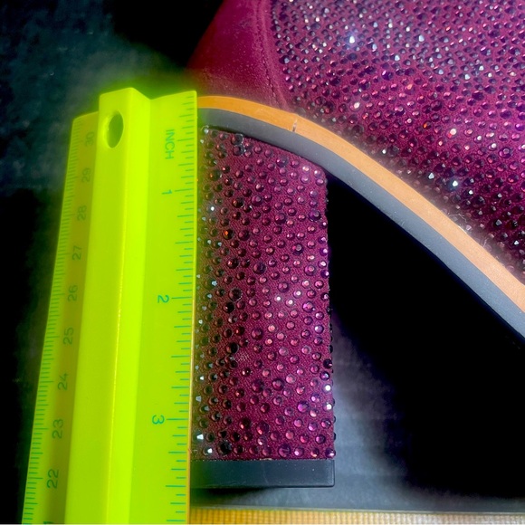 BNIB INTERNATIONAL CONCEPTS RHINESTONE BURGUNDY FUR CUFF ANKLE BOOTS GORGEOUS! - Picture 12 of 16